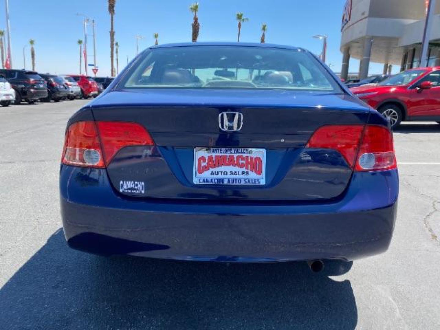 2009 SILVER Honda Civic Sedan (19XFA16589E) with an 4-Cyl VTEC 1.8 Liter engine, Automatic 5-Spd w/Overdrive transmission, located at 412 Auto Vista Drive, Palmdale, 93551, (661) 945-0620, 34.592636, -118.136681 - Photo#6