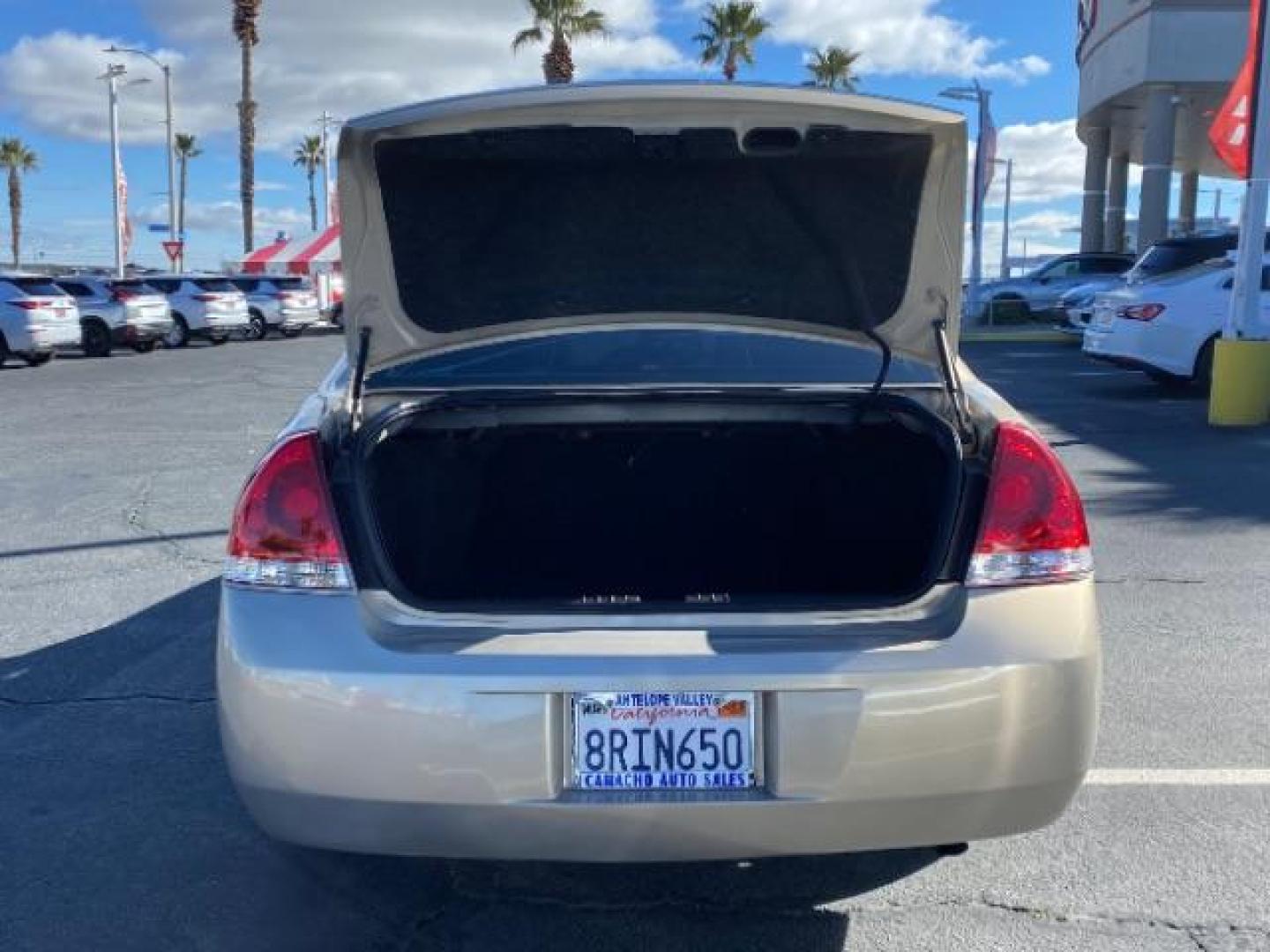 2010 GOLD Chevrolet Impala (2G1WA5EN9A1) with an 6-Cyl 3.5 Liter engine, Automatic 4-Spd w/Overdrive transmission, located at 412 Auto Vista Drive, Palmdale, 93551, (661) 945-0620, 34.592636, -118.136681 - Photo#16