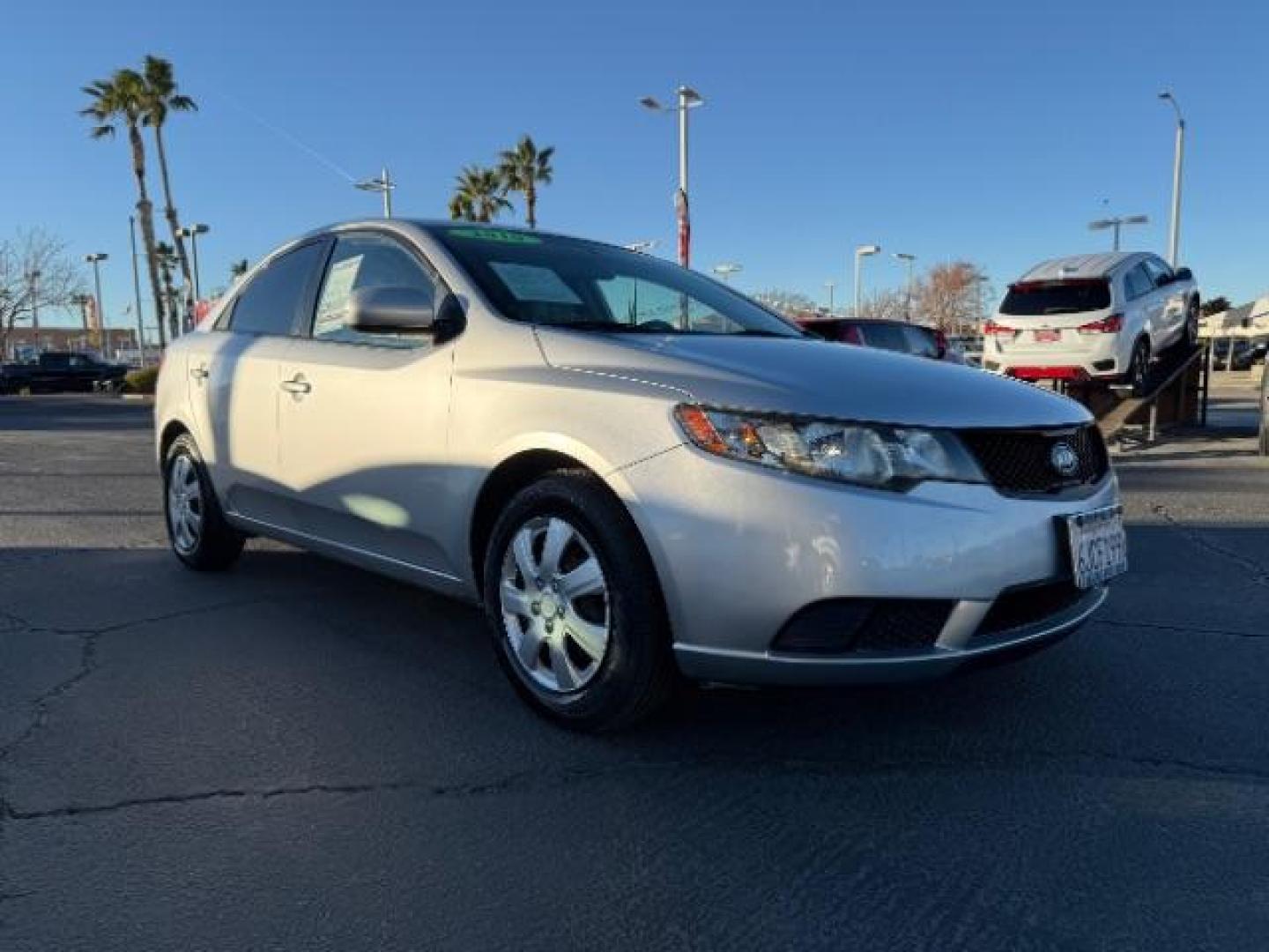 2010 SILVER Kia Forte (KNAFT4A28A5) with an 4-Cyl 2.0 Liter engine, Automatic 4-Spd w/Overdrive transmission, located at 412 Auto Vista Drive, Palmdale, 93551, (661) 945-0620, 34.592636, -118.136681 - Photo#1