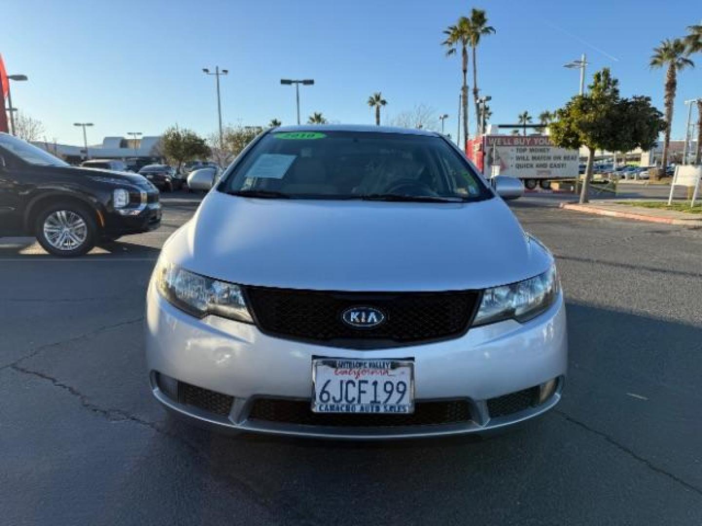 2010 SILVER Kia Forte (KNAFT4A28A5) with an 4-Cyl 2.0 Liter engine, Automatic 4-Spd w/Overdrive transmission, located at 412 Auto Vista Drive, Palmdale, 93551, (661) 945-0620, 34.592636, -118.136681 - Photo#2