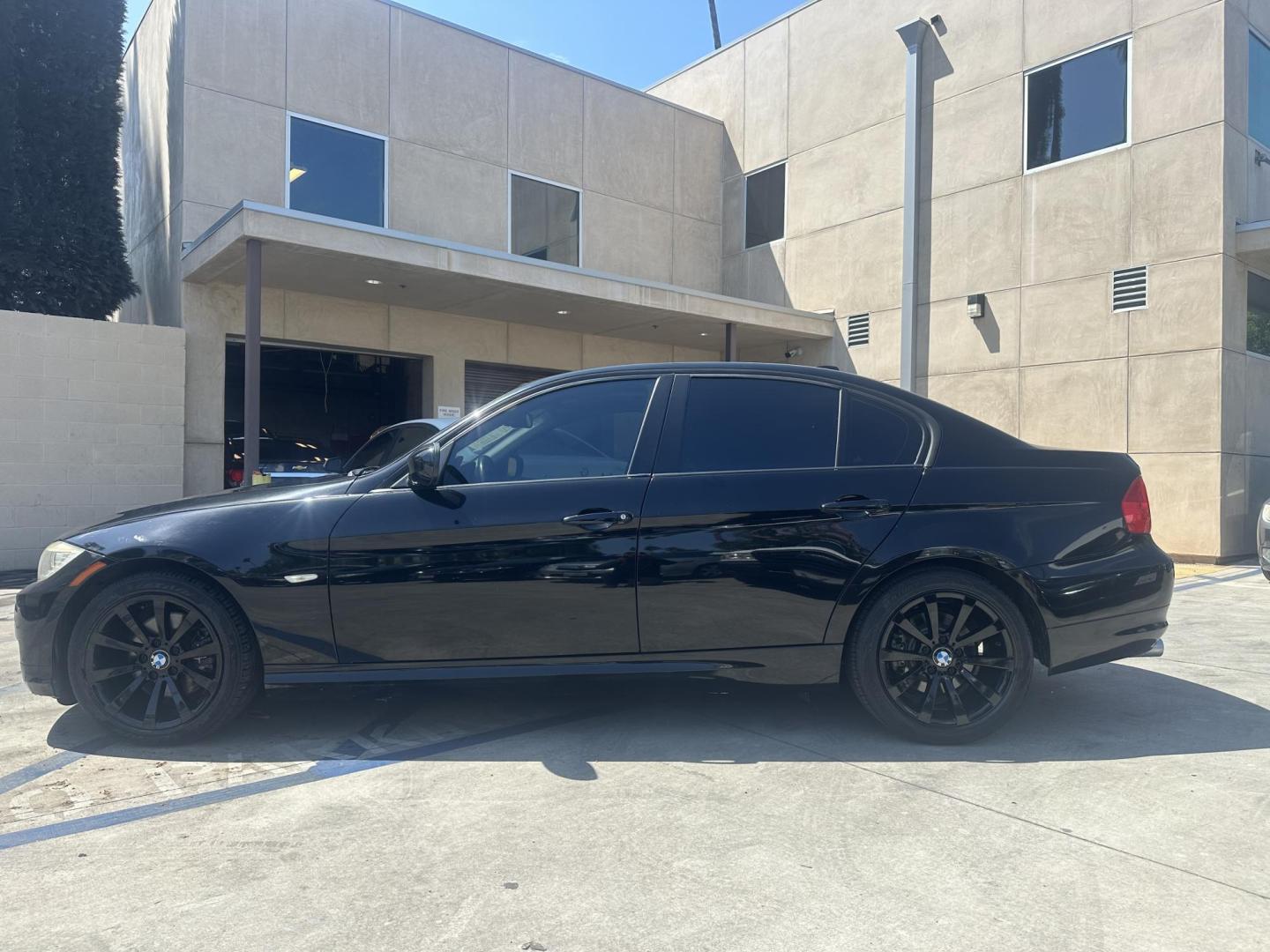 2011 Black Sapphire Metallic /BLACK BMW 3-Series leather (WBAPH5G57BN) with an Inline 6 engine, Automatic transmission, located at 30 S. Berkeley Avenue, Pasadena, CA, 91107, (626) 248-7567, 34.145447, -118.109398 - Moon-roof! Premium Package! SULEV! Loaded! This 2011 BMW 3-Series 328i SA SULEV looks and drives well. - Photo#1