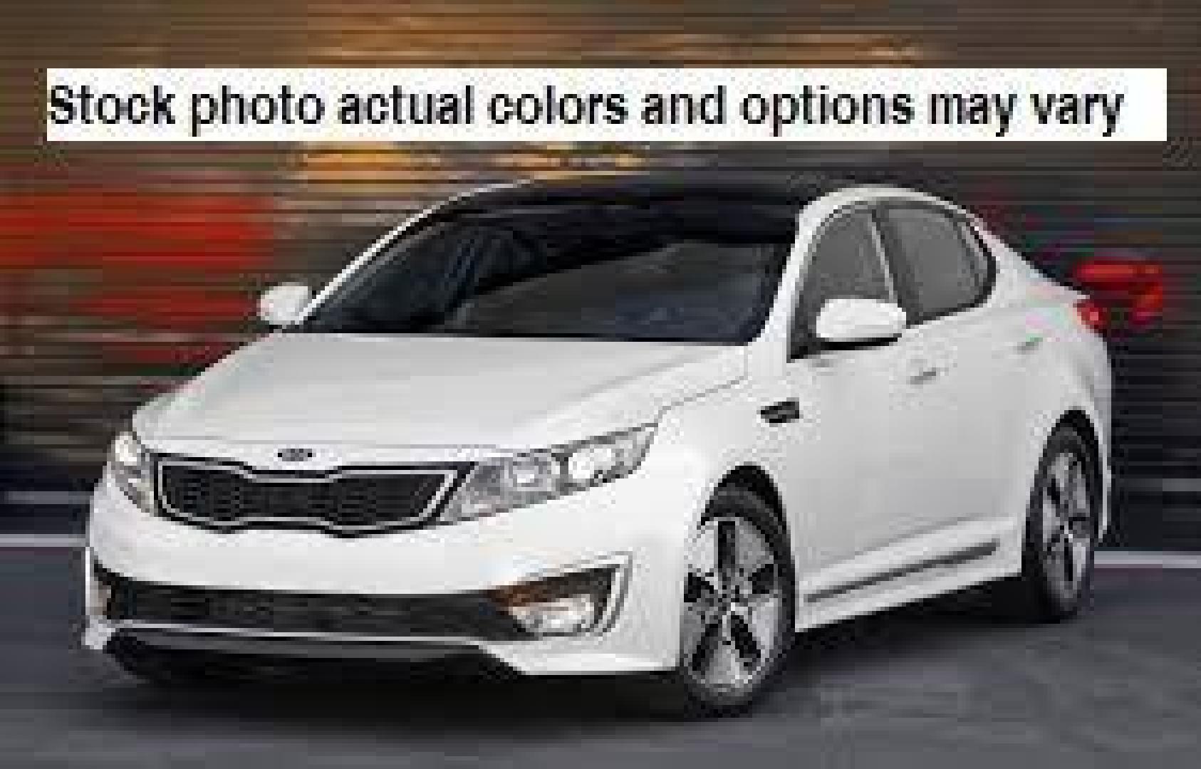 2011 WHITE Kia Optima (KNAGN4A76B5) with an 4-Cyl 2.4 Liter engine, Automatic 6-Spd w/Overdrive and Sportmatic transmission, located at 412 Auto Vista Drive, Palmdale, 93551, (661) 945-0620, 34.592636, -118.136681 - Photo#0