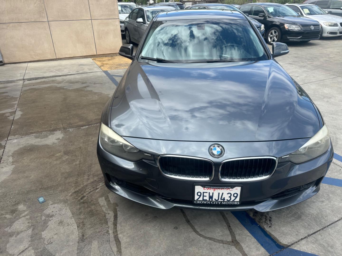 2013 Gray /TAN BMW 3-Series 328i Sedan (WBA3A5C52DJ) with an 2.0L L4 DOHC 16V engine, AUTOMATIC transmission, located at 30 S. Berkeley Avenue, Pasadena, CA, 91107, (626) 248-7567, 34.145447, -118.109398 - Leather Seats! New Tires! Low Miles! This 2013 BMW 3-Series looks and drives good! Bad credit? We can help! We are the bank. All our cars are thoroughly inspected and reconditioned by our technicians. FREE CARFAX report. Stop by or call to speak with our friendly staff. Whether you have bad credit, - Photo#6