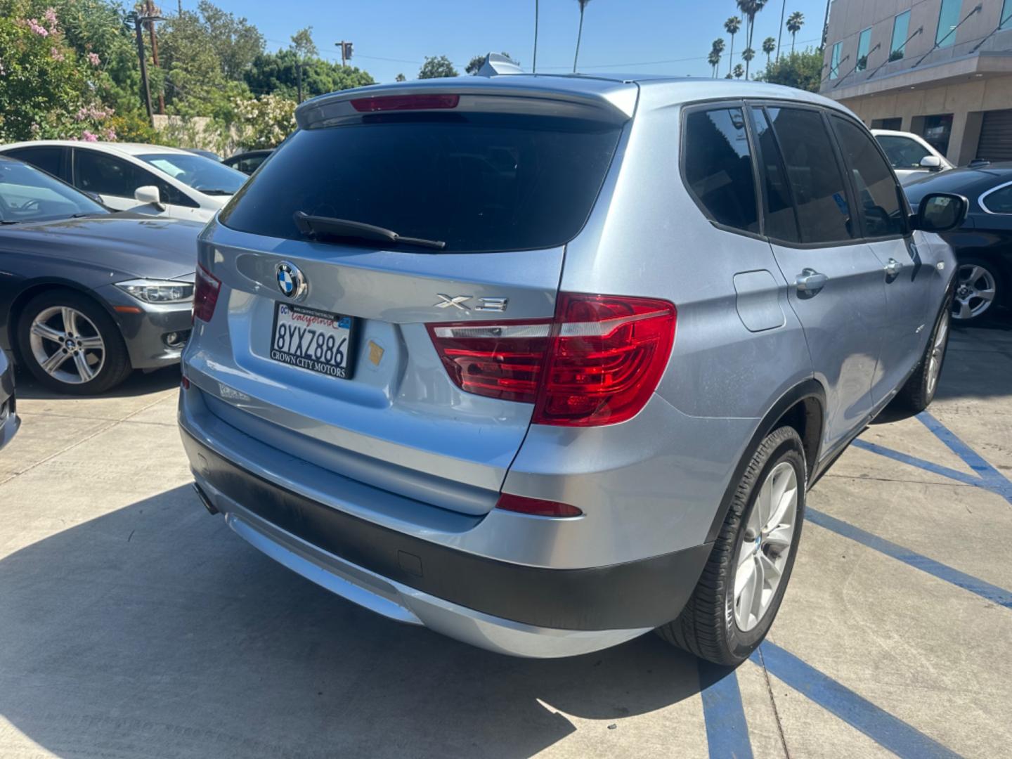 2014 X3 xDrive28i (5UXWX9C55E0) with an 2.0L L4 DOHC 16V engine, 8-Speed Automatic transmission, located at 30 S. Berkeley Avenue, Pasadena, CA, 91107, (626) 248-7567, 34.145447, -118.109398 - Photo#3