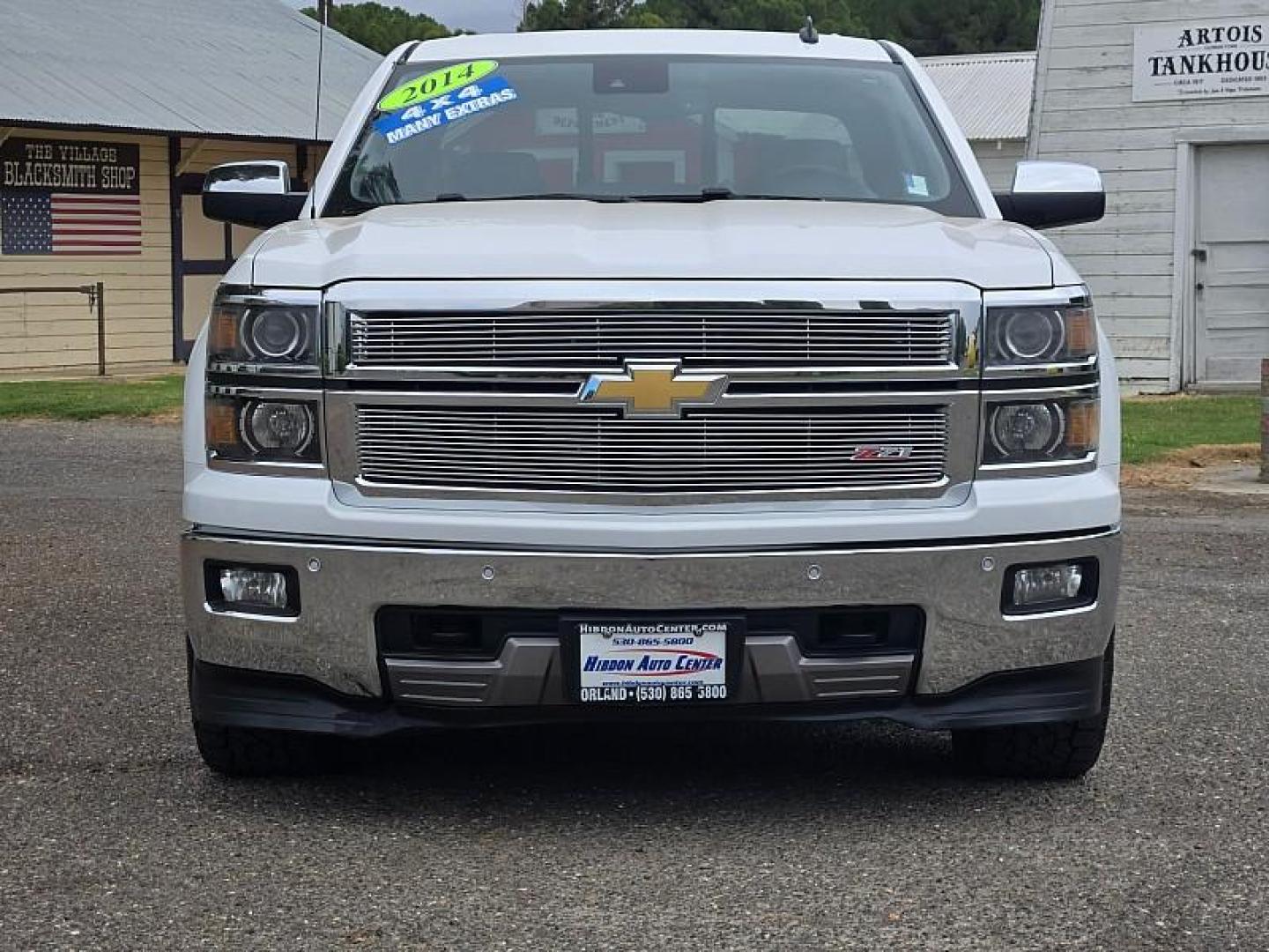 2014 WHITE Chevrolet Silverado 1500 4WD (3GCUKSEC1EG) with an V8 EcoTec3 Flex Fuel 5.3L engine, Auto 6-Spd HD Overdrive transmission, located at 246 E Walker St., Orland, 95963, (530) 865-5800, 39.747589, -122.178398 - Photo#1