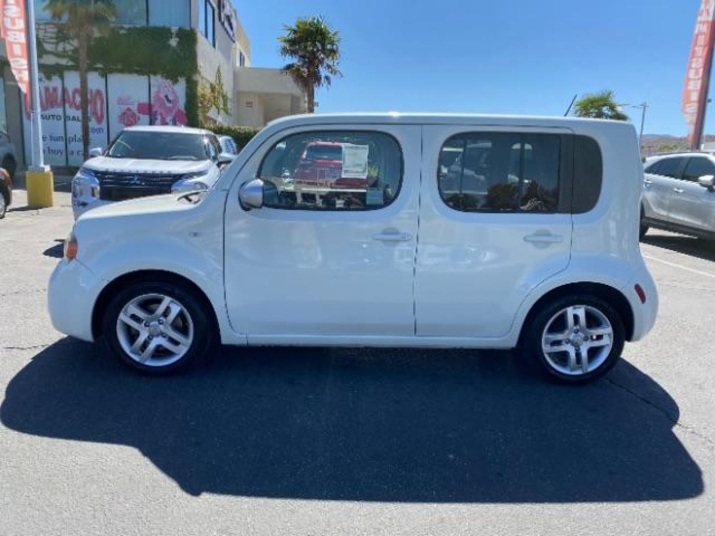 2014 ORANGE MINI Cooper Hardtop (WMWXM7C55ET) with an 4-Cyl Turbo 2.0 Liter engine, Automatic transmission, located at 412 Auto Vista Drive, Palmdale, 93551, (661) 945-0620, 34.592636, -118.136681 - Photo#10