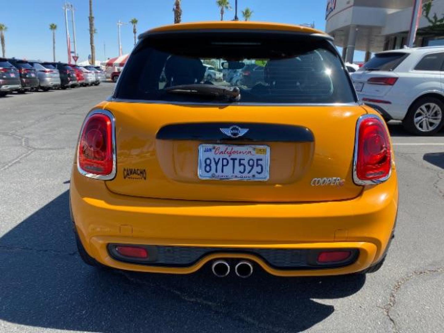 2014 ORANGE MINI Cooper Hardtop (WMWXM7C55ET) with an 4-Cyl Turbo 2.0 Liter engine, Automatic transmission, located at 412 Auto Vista Drive, Palmdale, 93551, (661) 945-0620, 34.592636, -118.136681 - Photo#6