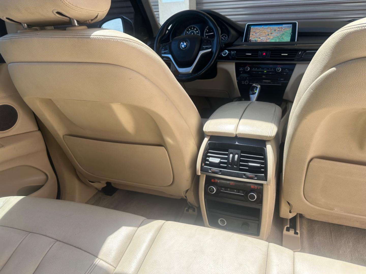 2015 Alpine White /Oyster Nevada Leather BMW X5 Leather (5UXKR0C52F0) with an 3.0 engine, Automatic transmission, located at 30 S. Berkeley Avenue, Pasadena, CA, 91107, (626) 248-7567, 34.145447, -118.109398 - Discover the 2015 BMW X4 xDrive35i: Luxury and Performance at an Affordable Price Are you in the market for a luxury vehicle that combines high performance, advanced technology, and affordability? The 2015 BMW X4 xDrive35i is the perfect choice for you. This outstanding model offers the ideal blend - Photo#19