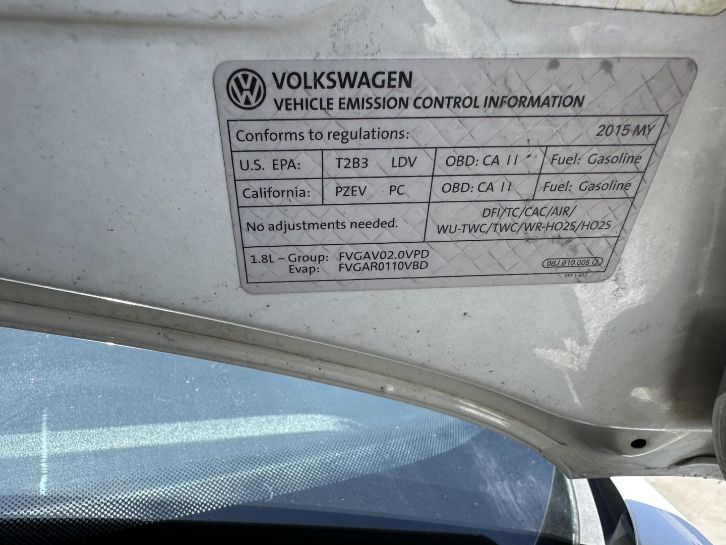 2015 /BLACK Volkswagen Beetle 1.8T (3VWF17AT2FM) with an 1.8L L4 DOHC 16V engine, 6-Speed Automatic transmission, located at 30 S. Berkeley Avenue, Pasadena, CA, 91107, (626) 248-7567, 34.145447, -118.109398 - New Tires! Good MPG! Looks and Drives well! Bad credit? We can help! We are the bank. All our cars are thoroughly inspected and reconditioned by our technicians. FREE CARFAX report. Stop by or call to speak with our friendly staff. Whether you have bad credit, no credit, bankruptcy, or repossessio - Photo#22