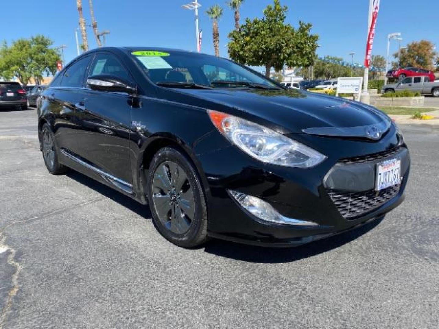 2015 BLACK HYUNDAI SONATA HYBRID (KMHEC4A44FA) , located at 412 Auto Vista Drive, Palmdale, 93551, (661) 945-0620, 34.592636, -118.136681 - Photo#0