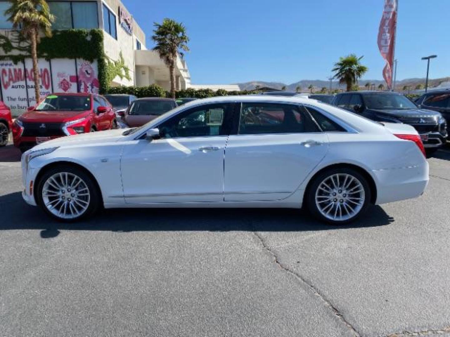 2016 WHITE Cadillac CT6 (1G6KG5R61GU) with an V6 Twin Turbo 3.0 Liter engine, Automatic 8-Spd transmission, located at 412 Auto Vista Drive, Palmdale, 93551, (661) 945-0620, 34.592636, -118.136681 - Photo#4