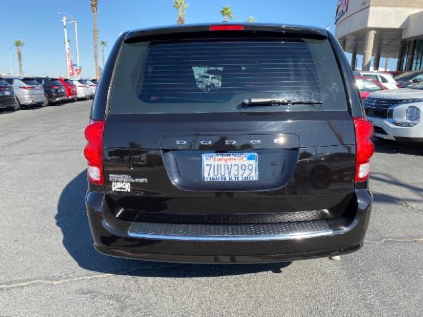 2016 BLACK Dodge Grand Caravan (2C4RDGBG5GR) with an V6 Flex Fuel 3.6 Liter engine, Automatic 6-Spd transmission, located at 412 Auto Vista Drive, Palmdale, 93551, (661) 945-0620, 34.592636, -118.136681 - Photo#6