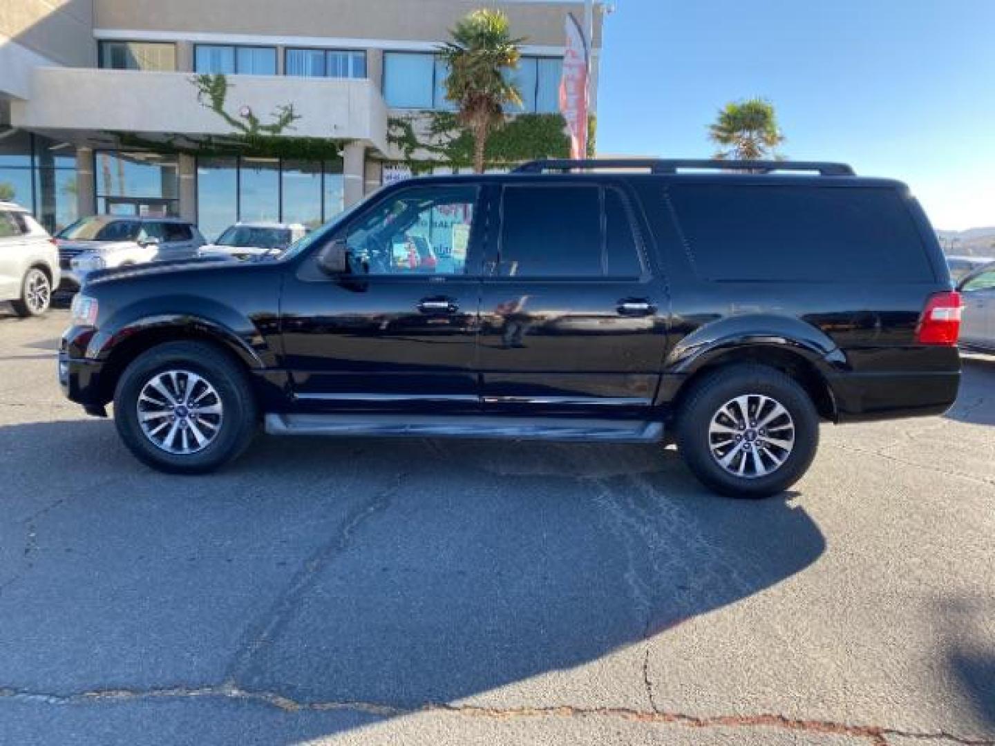 2016 BLACK Ford Expedition EL (1FMJK1JT5GE) with an V6 EcoBoost TT 3.5L engine, Auto 6-Spd SelectShift transmission, located at 412 Auto Vista Drive, Palmdale, 93551, (661) 945-0620, 34.592636, -118.136681 - Photo#3