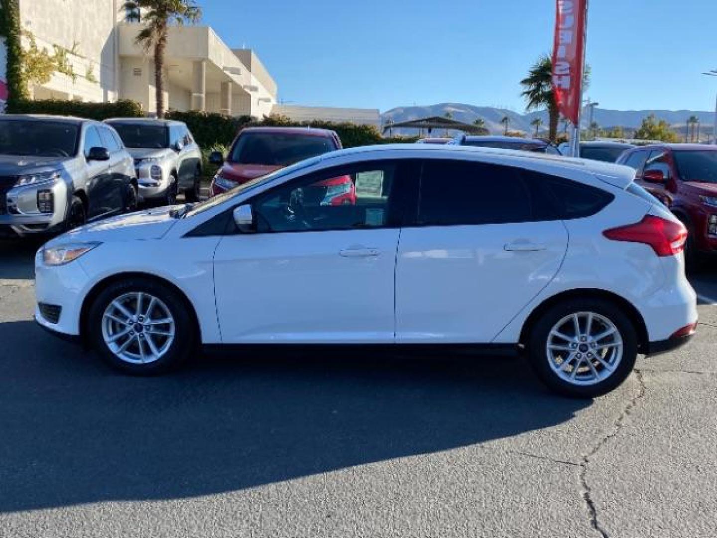 2016 WHITE Ford Focus (1FADP3K25GL) with an 4-Cyl Flex Fuel 2.0L engine, Manual 5-Spd transmission, located at 412 Auto Vista Drive, Palmdale, 93551, (661) 945-0620, 34.592636, -118.136681 - Photo#18