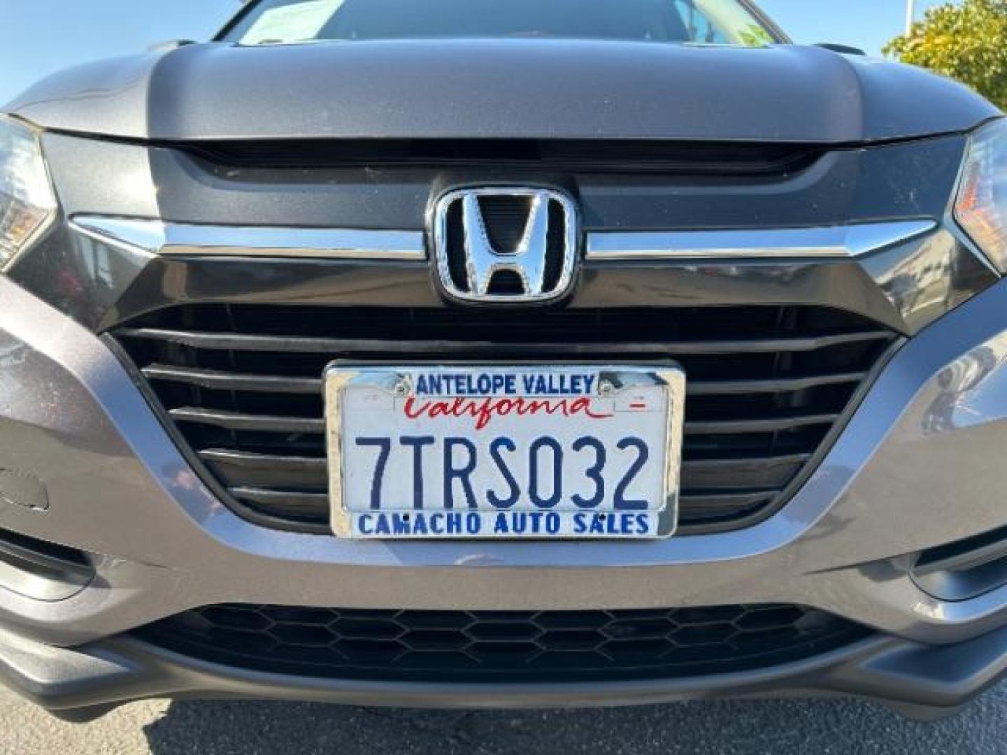 2016 GRAY Honda HR-V (3CZRU5H35GM) with an 4-Cyl i-VTEC 1.8 Liter engine, Auto CVT w/Sport Mode transmission, located at 412 Auto Vista Drive, Palmdale, 93551, (661) 945-0620, 34.592636, -118.136681 - Photo#8