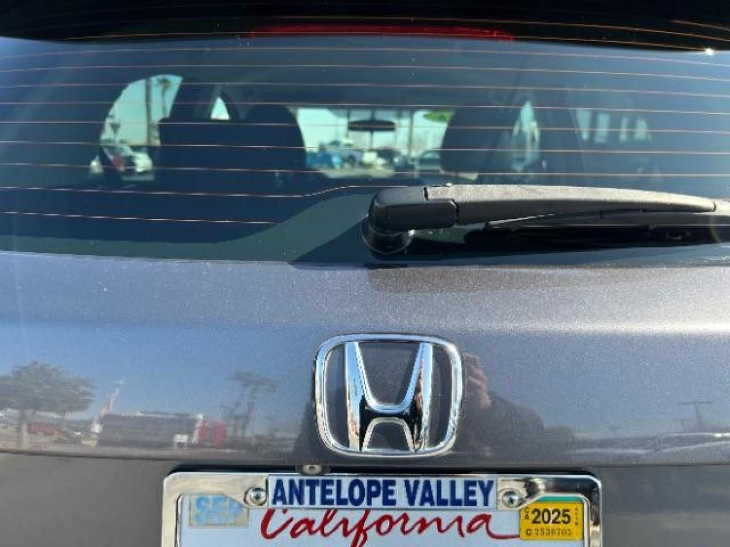 2016 GRAY Honda HR-V (3CZRU5H35GM) with an 4-Cyl i-VTEC 1.8 Liter engine, Auto CVT w/Sport Mode transmission, located at 412 Auto Vista Drive, Palmdale, 93551, (661) 945-0620, 34.592636, -118.136681 - Photo#14