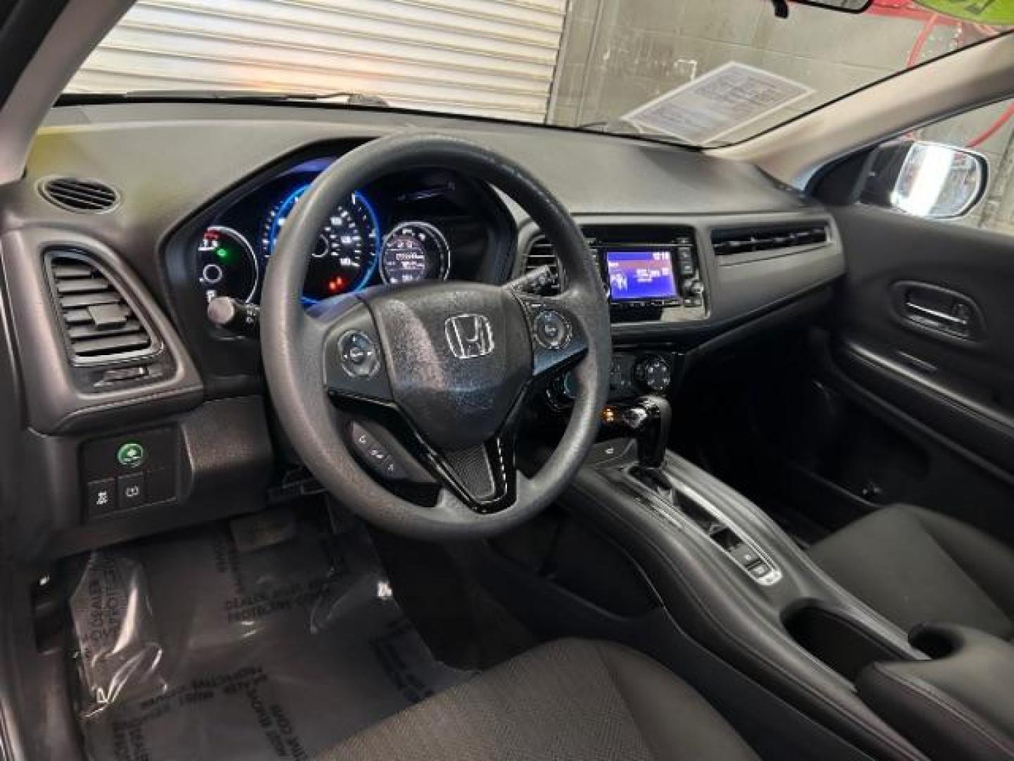 2016 GRAY Honda HR-V (3CZRU5H35GM) with an 4-Cyl i-VTEC 1.8 Liter engine, Auto CVT w/Sport Mode transmission, located at 412 Auto Vista Drive, Palmdale, 93551, (661) 945-0620, 34.592636, -118.136681 - Photo#17