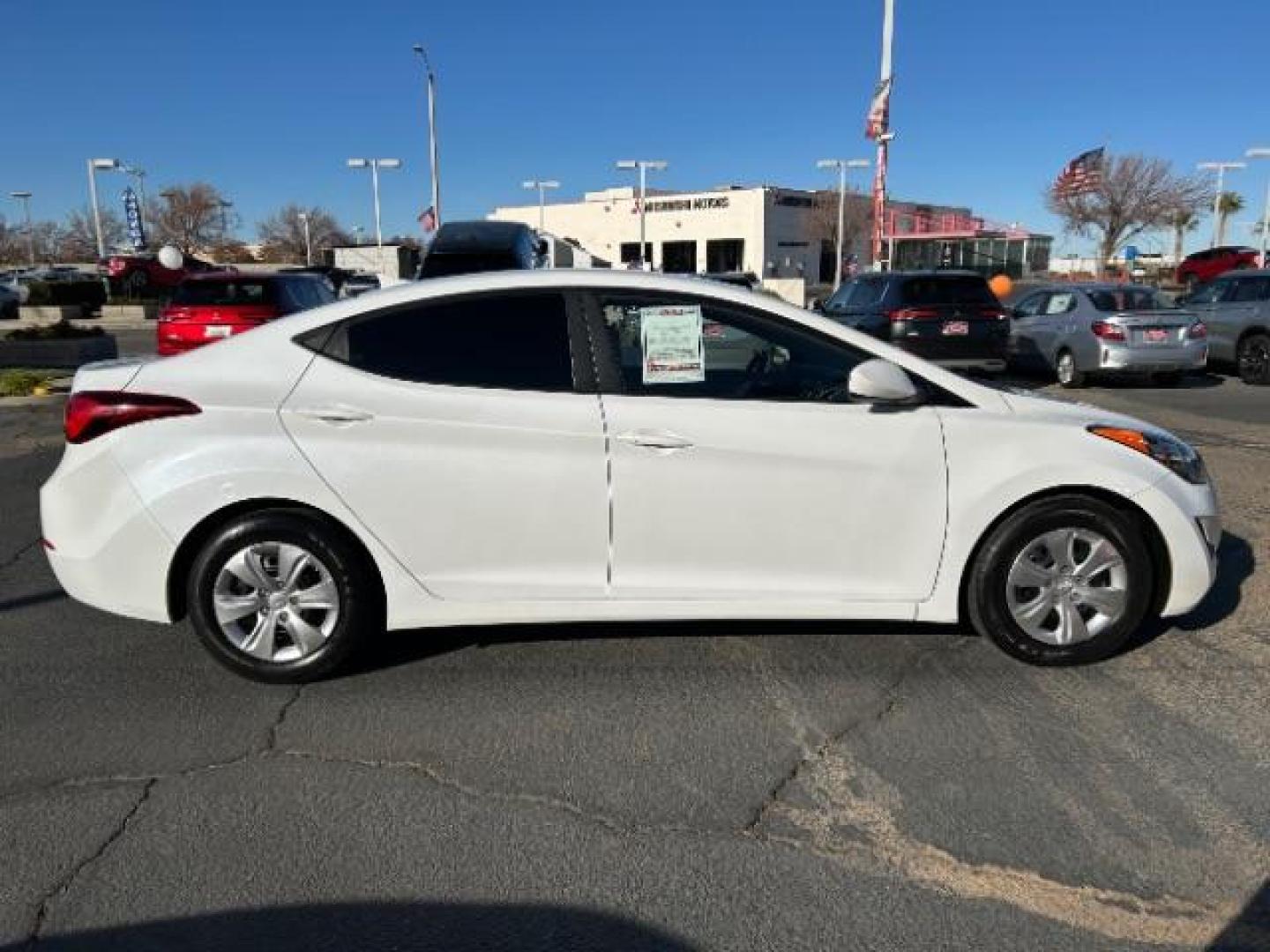 2016 WHITE Hyundai Elantra (5NPDH4AE3GH) with an 4-Cyl 1.8 Liter engine, Auto 6-Spd Shiftronic transmission, located at 412 Auto Vista Drive, Palmdale, 93551, (661) 945-0620, 34.592636, -118.136681 - Photo#7