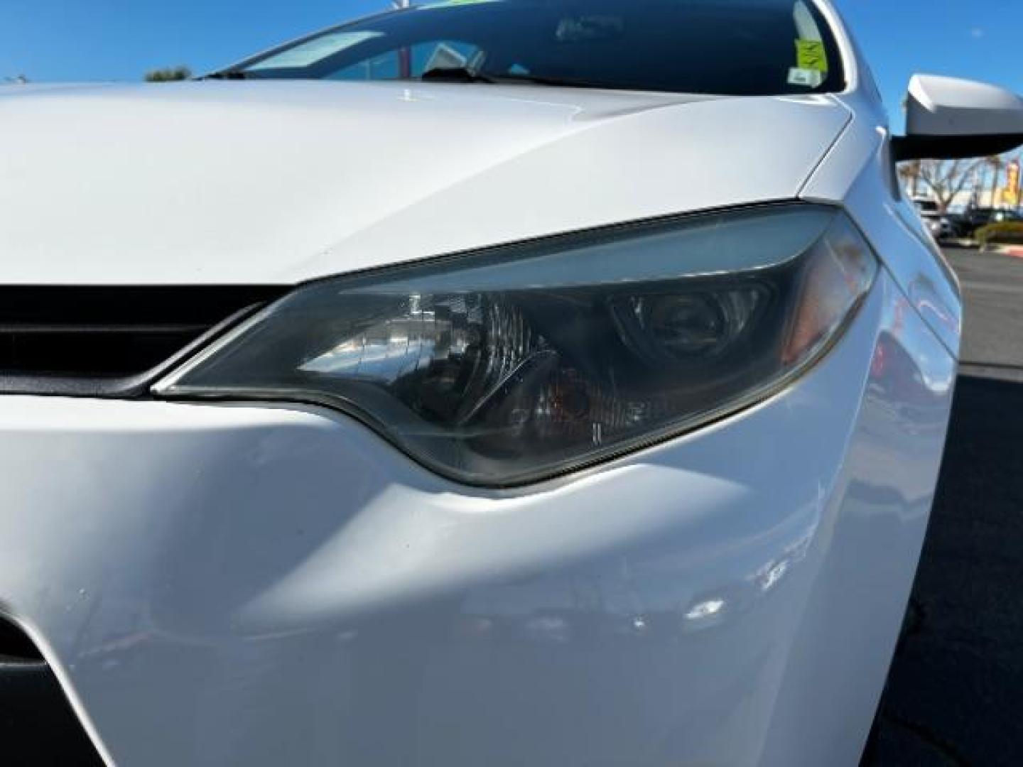 2016 WHITE Toyota Corolla (2T1BURHE3GC) with an 4-Cyl 1.8 Liter engine, Automatic CVTi-S transmission, located at 412 Auto Vista Drive, Palmdale, 93551, (661) 945-0620, 34.592636, -118.136681 - Photo#9