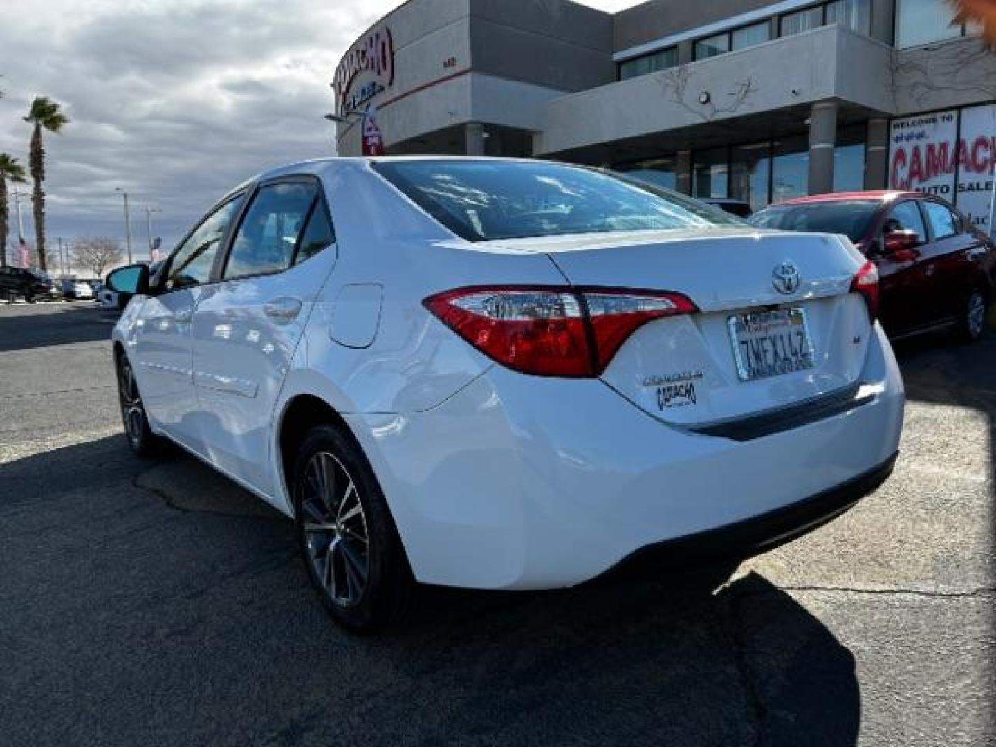 2016 WHITE Toyota Corolla (2T1BURHE3GC) with an 4-Cyl 1.8 Liter engine, Automatic CVTi-S transmission, located at 412 Auto Vista Drive, Palmdale, 93551, (661) 945-0620, 34.592636, -118.136681 - Photo#3