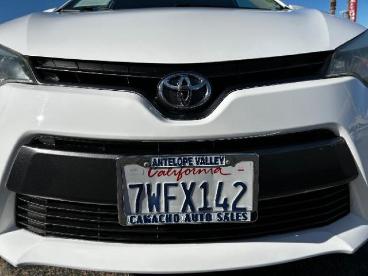 2016 WHITE Toyota Corolla (2T1BURHE3GC) with an 4-Cyl 1.8 Liter engine, Automatic CVTi-S transmission, located at 412 Auto Vista Drive, Palmdale, 93551, (661) 945-0620, 34.592636, -118.136681 - Photo#7