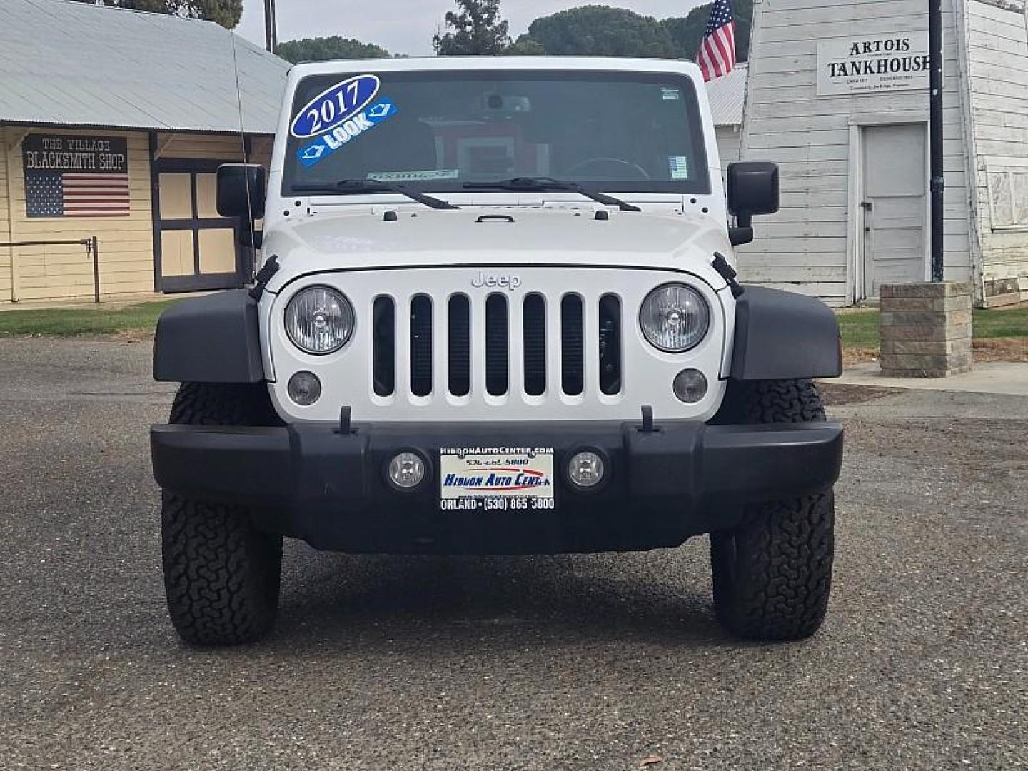 2017 WHITE Jeep Wrangler Unlimited (1C4HJWDG5HL) with an V6 3.6 Liter engine, Automatic 5-Spd transmission, located at 246 E Walker St., Orland, 95963, (530) 865-5800, 39.747589, -122.178398 - Photo#1