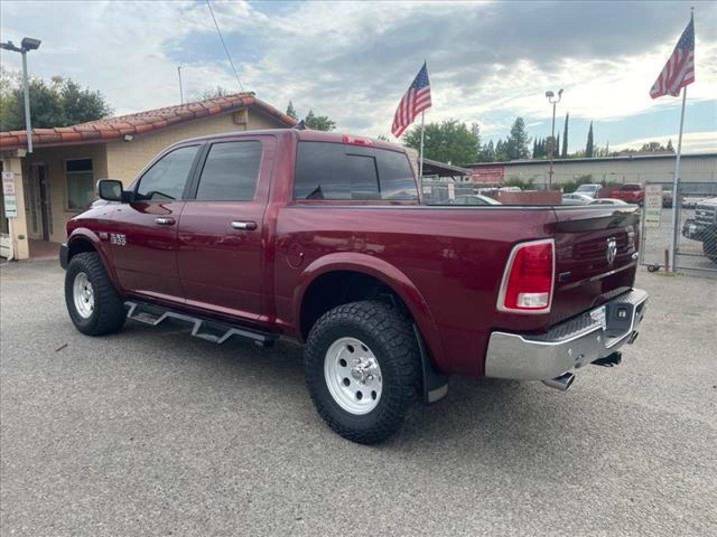 2017 Delmonico Red Pearl Coat RAM 1500 Laramie (1C6RR7NT6HS) with an 5.7L HEMI 5.7L V8 395hp 410ft. lbs. Sequential Multiport Fuel Injection engine, 8-Speed Shiftable Automatic transmission, located at 800 Riverside Ave, Roseville, CA, 95678, 916-773-4549 & Toll Free: 866-719-4393, 38.732265, -121.291039 - 4X4 CREW CAB LARAMIE 5.7 HEMI V8 CLEAN CARFAX - Photo#2