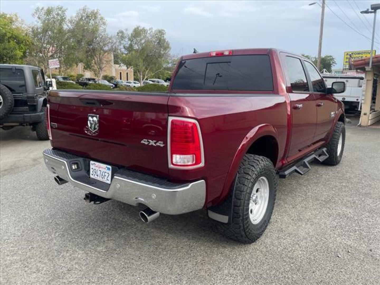 2017 Delmonico Red Pearl Coat RAM 1500 Laramie (1C6RR7NT6HS) with an 5.7L HEMI 5.7L V8 395hp 410ft. lbs. Sequential Multiport Fuel Injection engine, 8-Speed Shiftable Automatic transmission, located at 800 Riverside Ave, Roseville, CA, 95678, 916-773-4549 & Toll Free: 866-719-4393, 38.732265, -121.291039 - 4X4 CREW CAB LARAMIE 5.7 HEMI V8 CLEAN CARFAX - Photo#4