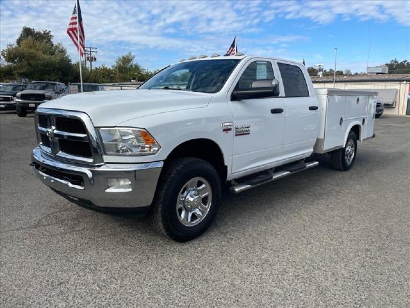 2017 Bright White Clear Coat RAM 3500 Tradesman (3C7WR8CJ1HG) with an 6.4L HEMI 6.4L V8 410hp 429ft. lbs. Sequential Multiport Fuel Injection engine, 6-Speed Shiftable Automatic transmission, located at 800 Riverside Ave, Roseville, CA, 95678, 916-773-4549 & Toll Free: 866-719-4393, 38.732265, -121.291039 - CREW CAB TRADESMAN 6.4 HEMI UTILITY BED SERVICE RECORDS ON CLEAN CARFAX - Photo#0