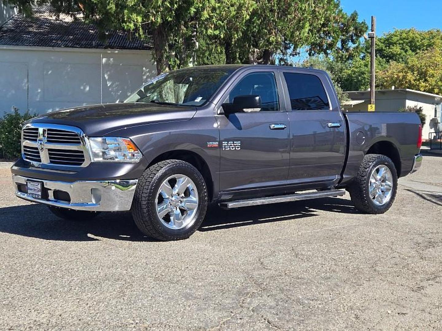 2017 GRAY Ram 1500 4WD (1C6RR7LT3HS) with an V8 HEMI 5.7 Liter engine, Automatic 8-Spd transmission, located at 246 E Walker St., Orland, 95963, (530) 865-5800, 39.747589, -122.178398 - Photo#2