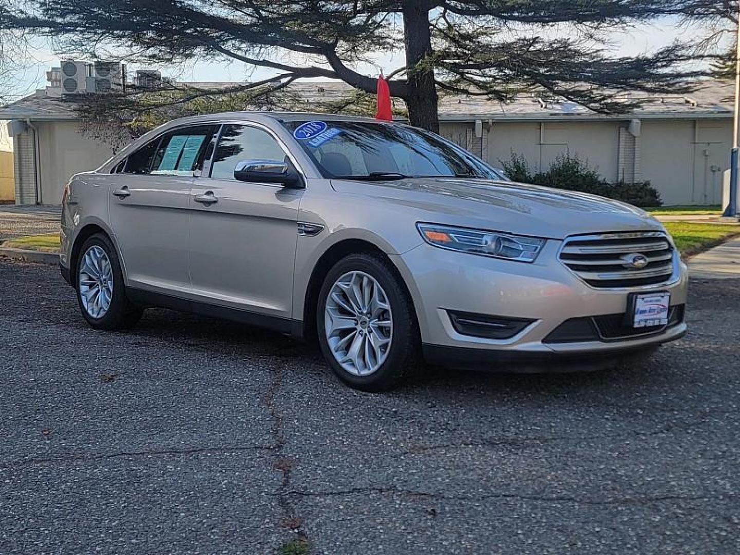 2018 GOLD /Black Ford Taurus (1FAHP2F82JG) with an V6 3.5 Liter engine, Automatic 6-Spd w/SelectShift transmission, located at 246 E Walker St., Orland, 95963, (530) 865-5800, 39.747589, -122.178398 - Photo#0