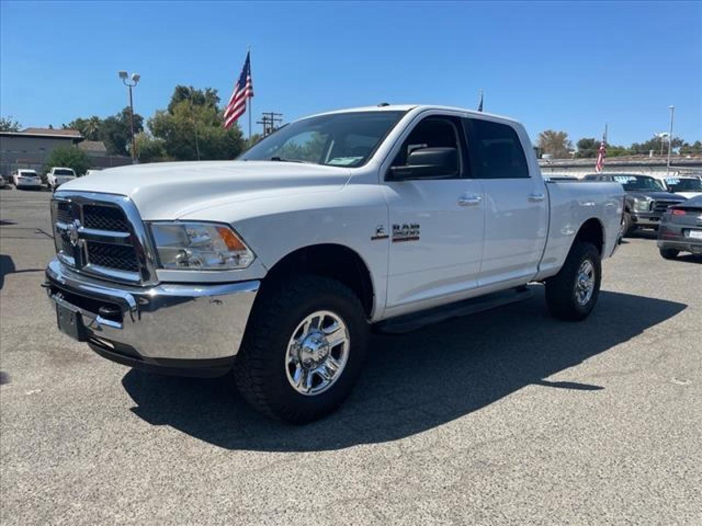 2018 Bright White Clear Coat RAM 2500 SLT (3C6UR5DL8JG) with an 6.7L Cummins 6.7L Diesel Turbo I6 350hp 660ft. lbs. Common Rail Direct Injection engine, Automatic transmission, located at 800 Riverside Ave, Roseville, CA, 95678, 916-773-4549 & Toll Free: 866-719-4393, 38.732265, -121.291039 - CUMMINS DIESEL CREW CAB 4X4 SLT GOOSE NECK CLEAN CARFAX - Photo#0