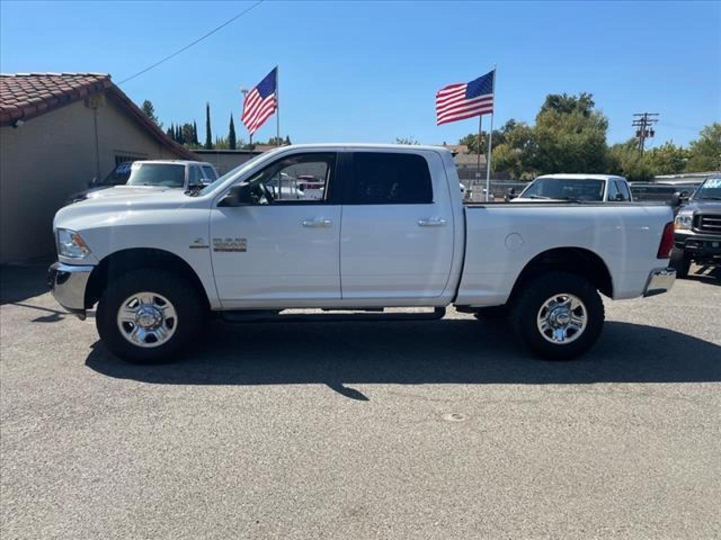 2018 Bright White Clear Coat RAM 2500 SLT (3C6UR5DL8JG) with an 6.7L Cummins 6.7L Diesel Turbo I6 350hp 660ft. lbs. Common Rail Direct Injection engine, Automatic transmission, located at 800 Riverside Ave, Roseville, CA, 95678, 916-773-4549 & Toll Free: 866-719-4393, 38.732265, -121.291039 - CUMMINS DIESEL CREW CAB 4X4 SLT GOOSE NECK CLEAN CARFAX - Photo#1