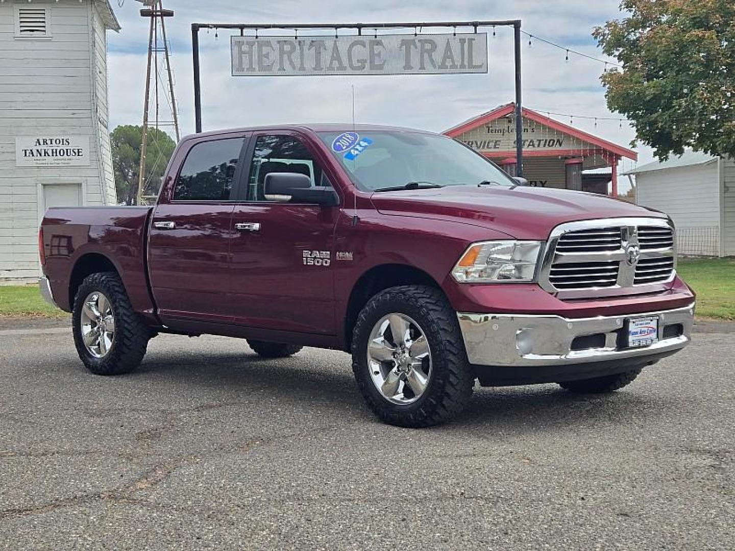 2018 RED Ram 1500 4WD (1C6RR7LT5JS) with an V8 HEMI 5.7 Liter engine, Automatic 8-Spd transmission, located at 246 E Walker St., Orland, 95963, (530) 865-5800, 39.747589, -122.178398 - Photo#0