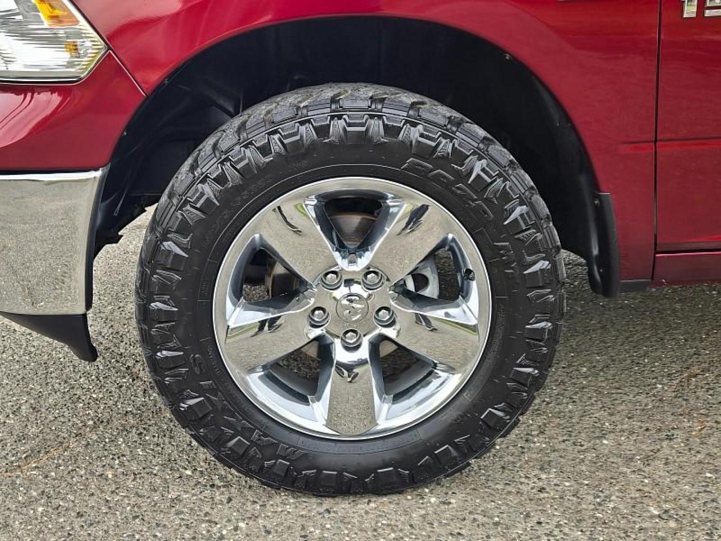 2018 RED Ram 1500 4WD (1C6RR7LT5JS) with an V8 HEMI 5.7 Liter engine, Automatic 8-Spd transmission, located at 246 E Walker St., Orland, 95963, (530) 865-5800, 39.747589, -122.178398 - Photo#27