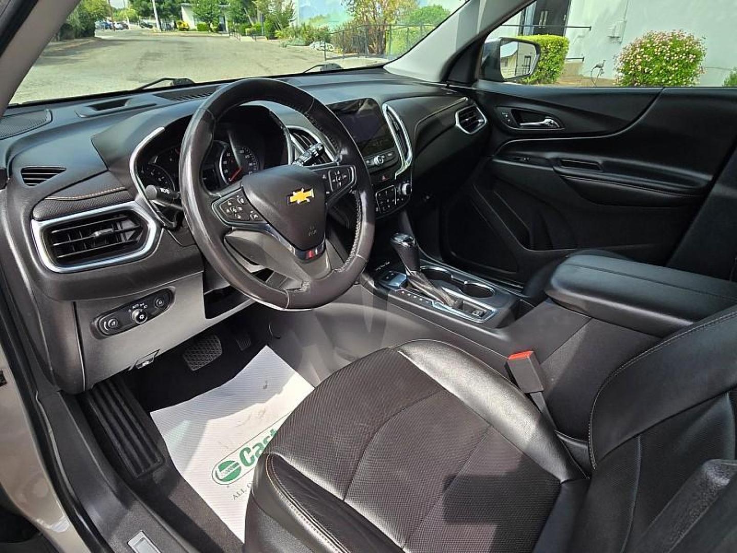 2019 GRAY Chevrolet Equinox (3GNAXYEX7KS) with an 4-Cyl Turbo 2.0 Liter engine, Automatic 9-Spd w/Overdrive transmission, located at 246 E Walker St., Orland, 95963, (530) 865-5800, 39.747589, -122.178398 - Photo#12