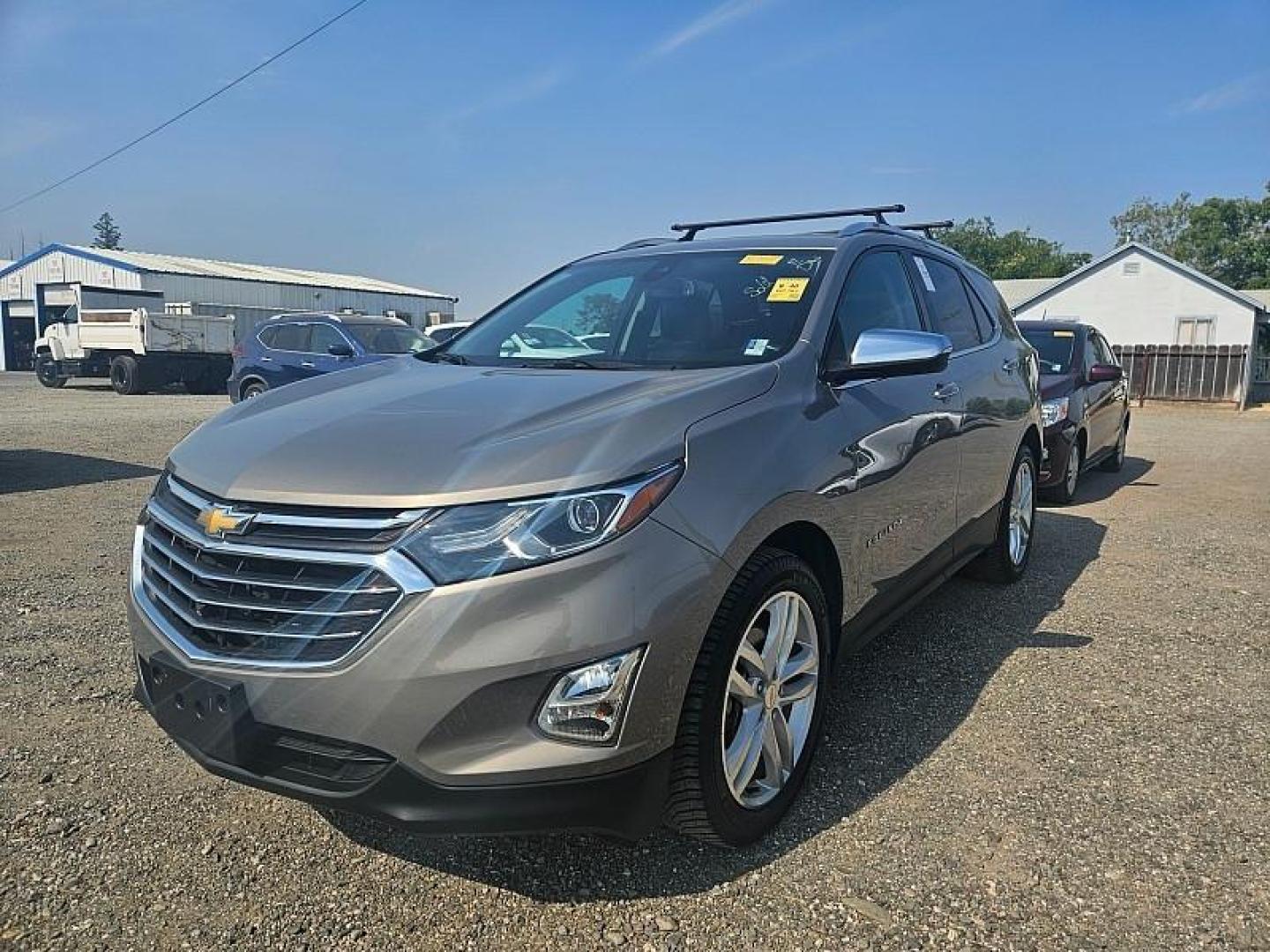 2019 GRAY Chevrolet Equinox (3GNAXYEX7KS) with an 4-Cyl Turbo 2.0 Liter engine, Automatic 9-Spd w/Overdrive transmission, located at 246 E Walker St., Orland, 95963, (530) 865-5800, 39.747589, -122.178398 - Photo#3