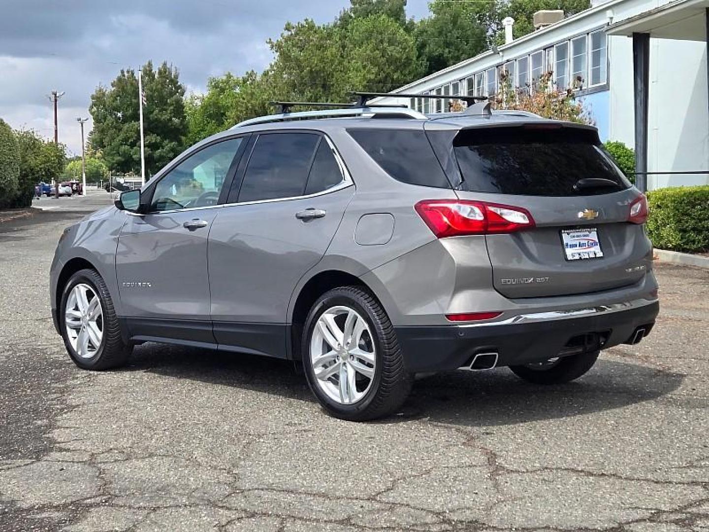 2019 GRAY Chevrolet Equinox (3GNAXYEX7KS) with an 4-Cyl Turbo 2.0 Liter engine, Automatic 9-Spd w/Overdrive transmission, located at 246 E Walker St., Orland, 95963, (530) 865-5800, 39.747589, -122.178398 - Photo#6