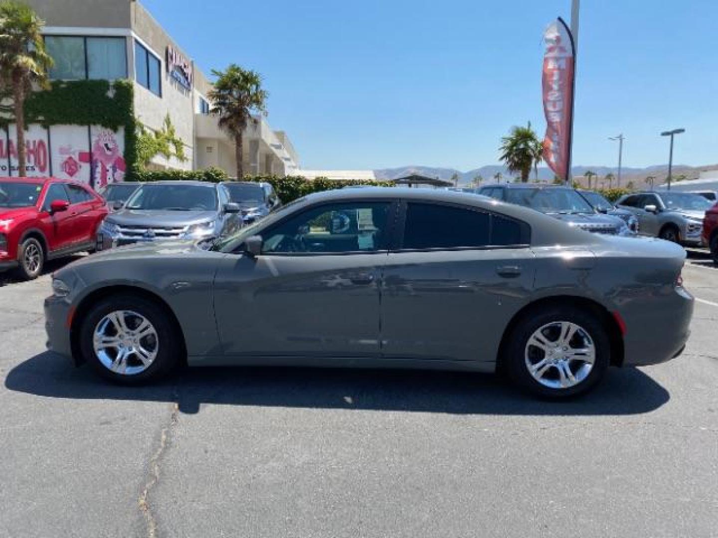 2019 GRAY Dodge Charger (2C3CDXBGXKH) with an V6 3.6 Liter engine, Automatic 8-Spd w/AutoStick transmission, located at 412 Auto Vista Drive, Palmdale, 93551, (661) 945-0620, 34.592636, -118.136681 - Photo#4