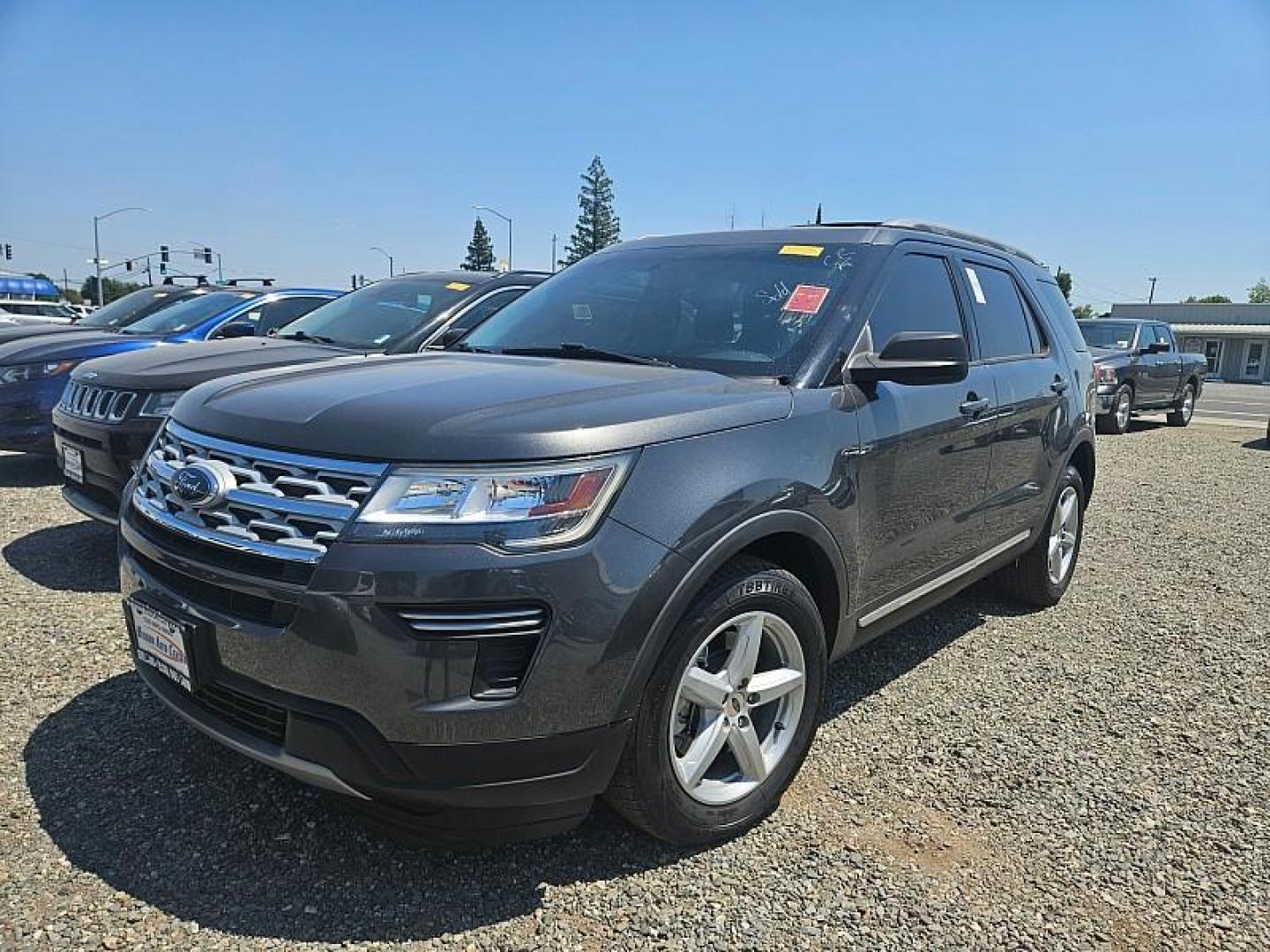 2019 GRAY Ford Explorer (1FM5K7D84KG) with an V6 3.5 Liter engine, Automatic 6-Spd w/SelectShift transmission, located at 246 E Walker St., Orland, 95963, (530) 865-5800, 39.747589, -122.178398 - Photo#0