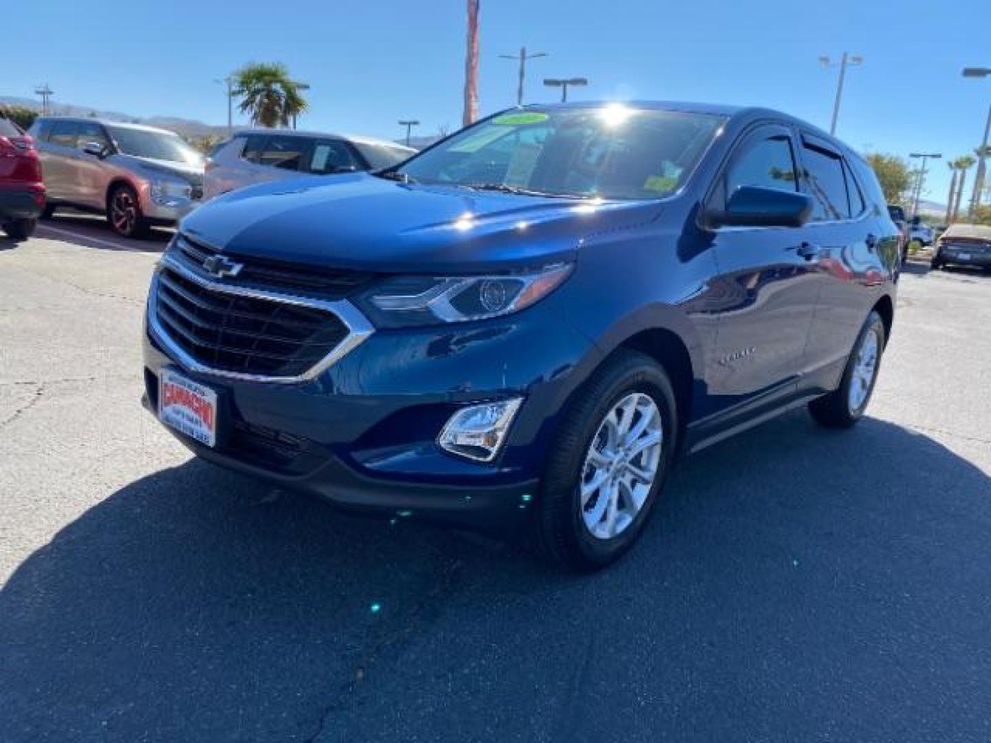 2020 blue Chevrolet Equinox (2GNAXKEV9L6) with an 4-Cyl Turbo 1.5 Liter engine, Automatic transmission, located at 412 Auto Vista Drive, Palmdale, 93551, (661) 945-0620, 34.592636, -118.136681 - Photo#3