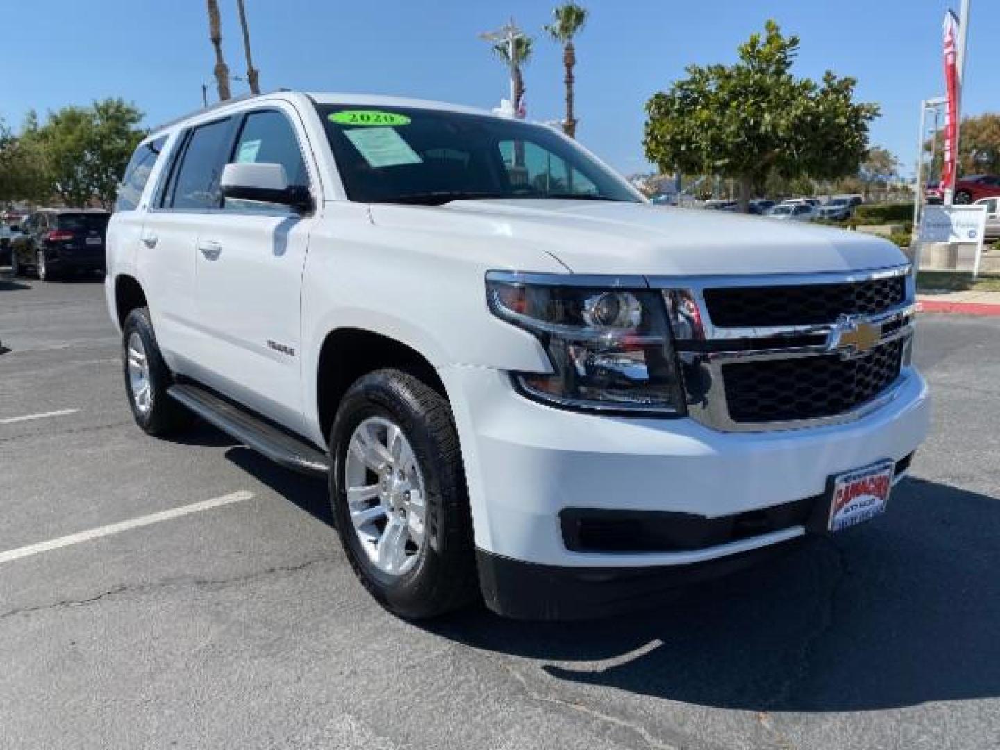 2020 WHITE Chevrolet Tahoe (1GNSCBKCXLR) with an V8 EcoTec3 5.3 Liter engine, Automatic 6-Spd w/Overdrive transmission, located at 412 Auto Vista Drive, Palmdale, 93551, (661) 945-0620, 34.592636, -118.136681 - Photo#0