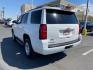 2020 WHITE Chevrolet Tahoe (1GNSCBKCXLR) with an V8 EcoTec3 5.3 Liter engine, Automatic 6-Spd w/Overdrive transmission, located at 412 Auto Vista Drive, Palmdale, 93551, (661) 945-0620, 34.592636, -118.136681 - Photo#4