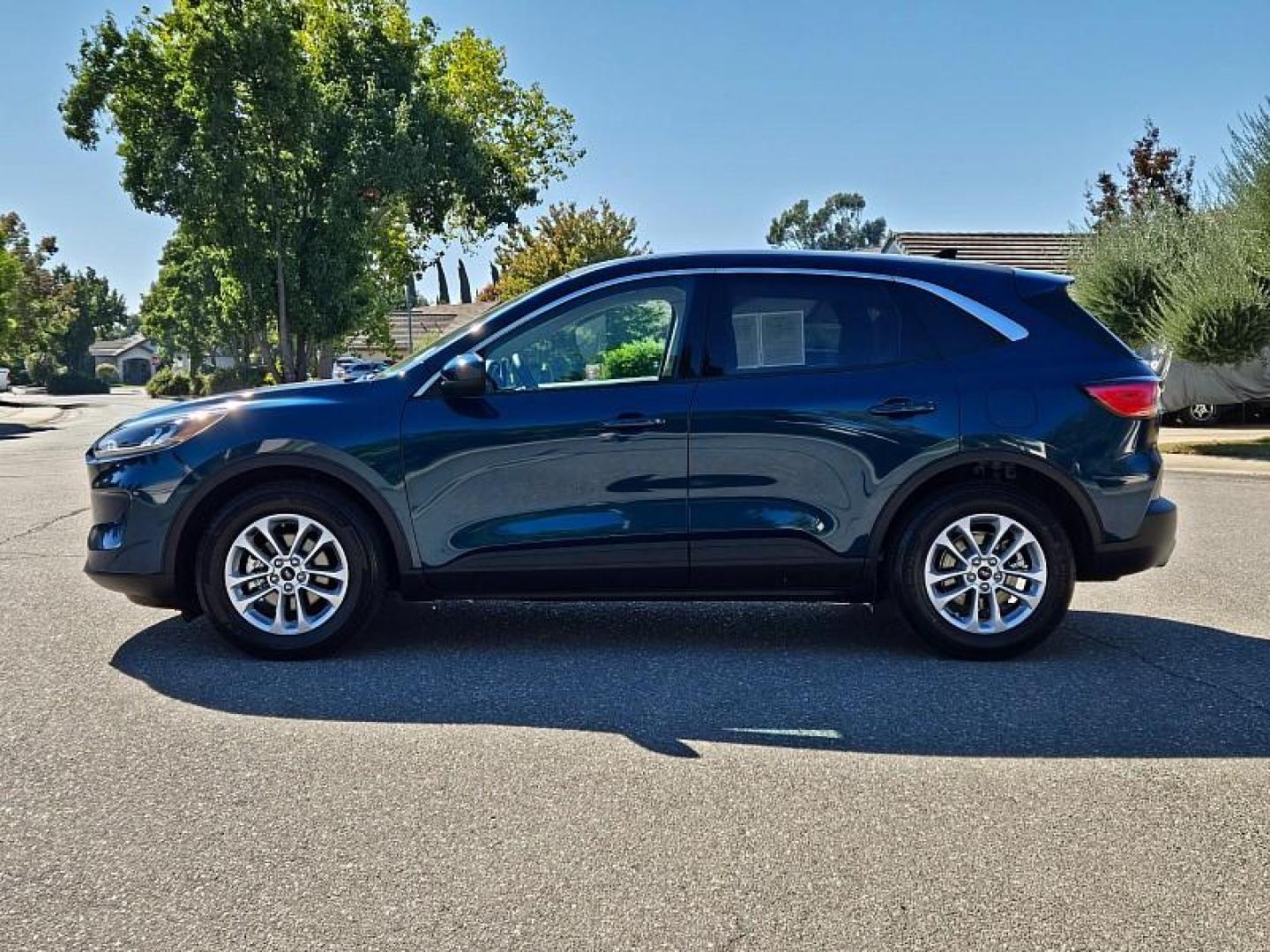 2020 GREEN Ford Escape (1FMCU0G61LU) with an 3-Cyl EcoBoost Turbo 1.5 Liter engine, Automatic 8-Spd transmission, located at 246 E Walker St., Orland, 95963, (530) 865-5800, 39.747589, -122.178398 - Photo#3