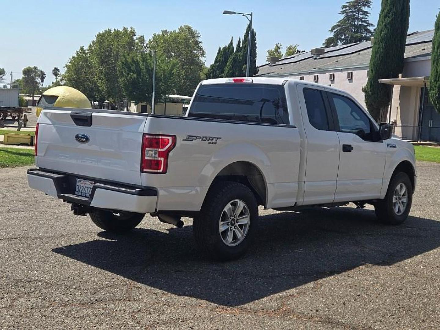 2020 WHITE Ford F-150 4WD (1FTEX1EB4LK) with an V6 Flex Fuel 3.3 Liter engine, Automatic 6-Spd w/SelectShift transmission, located at 246 E Walker St., Orland, 95963, (530) 865-5800, 39.747589, -122.178398 - Photo#7