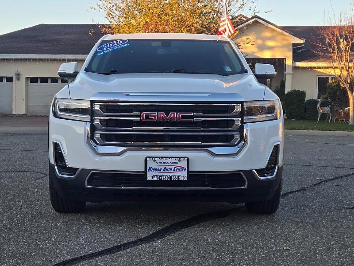 2020 WHITE GMC Acadia (1GKKNKLA6LZ) with an 4-Cyl 2.5 Liter engine, Automatic 9-Spd transmission, located at 246 E Walker St., Orland, 95963, (530) 865-5800, 39.747589, -122.178398 - Photo#1