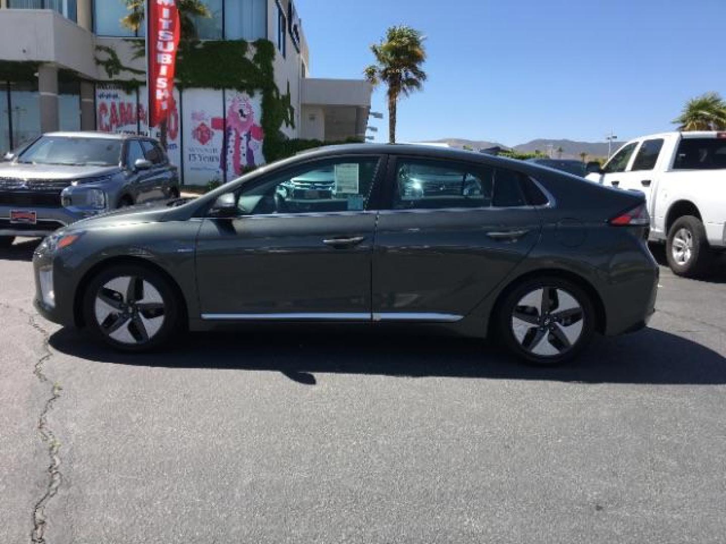 2020 GRAY Hyundai Ioniq Hybrid (KMHC85LC0LU) with an 4-Cyl Hybrid 1.6 Liter engine, Auto 6-Spd EcoShift transmission, located at 412 Auto Vista Drive, Palmdale, 93551, (661) 945-0620, 34.592636, -118.136681 - Photo#4