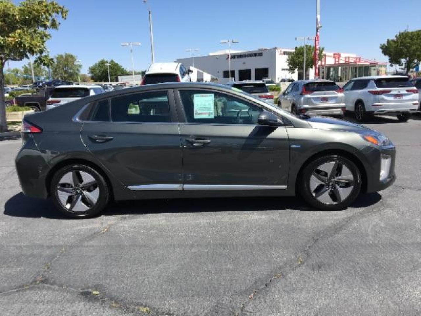 2020 GRAY Hyundai Ioniq Hybrid (KMHC85LC0LU) with an 4-Cyl Hybrid 1.6 Liter engine, Auto 6-Spd EcoShift transmission, located at 412 Auto Vista Drive, Palmdale, 93551, (661) 945-0620, 34.592636, -118.136681 - Photo#8