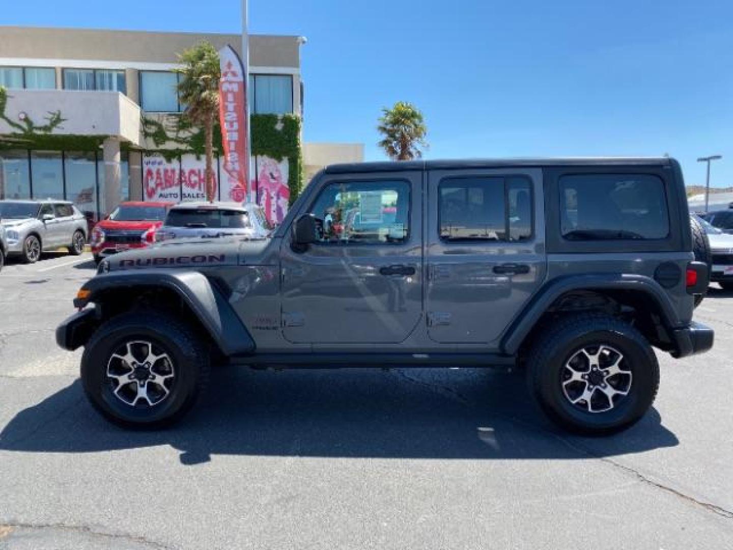 2020 GRAY Jeep Wrangler Unlimited (1C4HJXFN1LW) with an 4-Cyl Turbo 2.0 Liter engine, Automatic transmission, located at 412 Auto Vista Drive, Palmdale, 93551, (661) 945-0620, 34.592636, -118.136681 - Photo#3