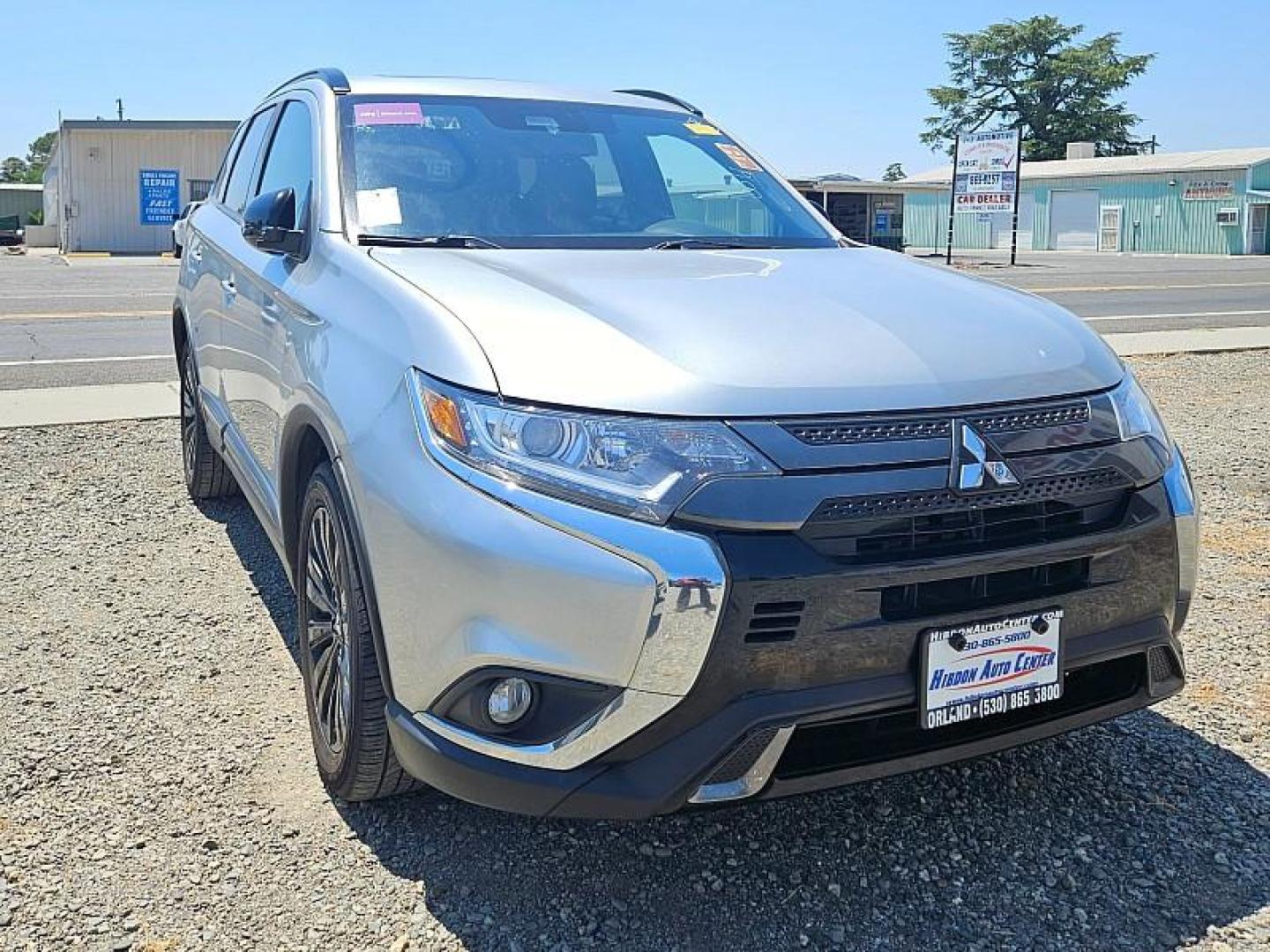 2020 SILVER Mitsubishi Outlander (JA4AZ3A34LZ) with an 4-Cyl 2.4 Liter engine, Automatic CVT transmission, located at 246 E Walker St., Orland, 95963, (530) 865-5800, 39.747589, -122.178398 - Photo#1